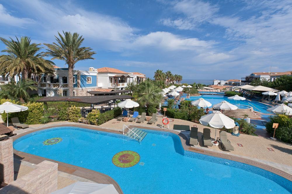 Mitsis Royal Mare Hotel Hersonissos  Exterior photo
